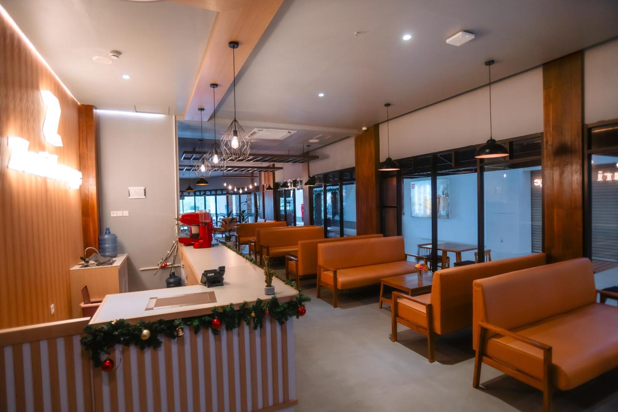 Zasgo Hotel Labuan Bajo Ngoại thất bức ảnh