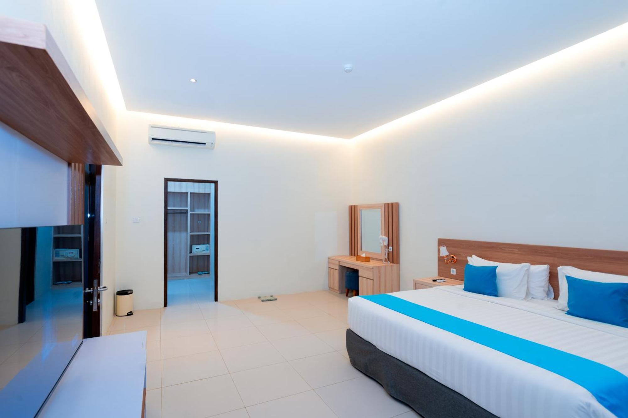 Zasgo Hotel Labuan Bajo Ngoại thất bức ảnh