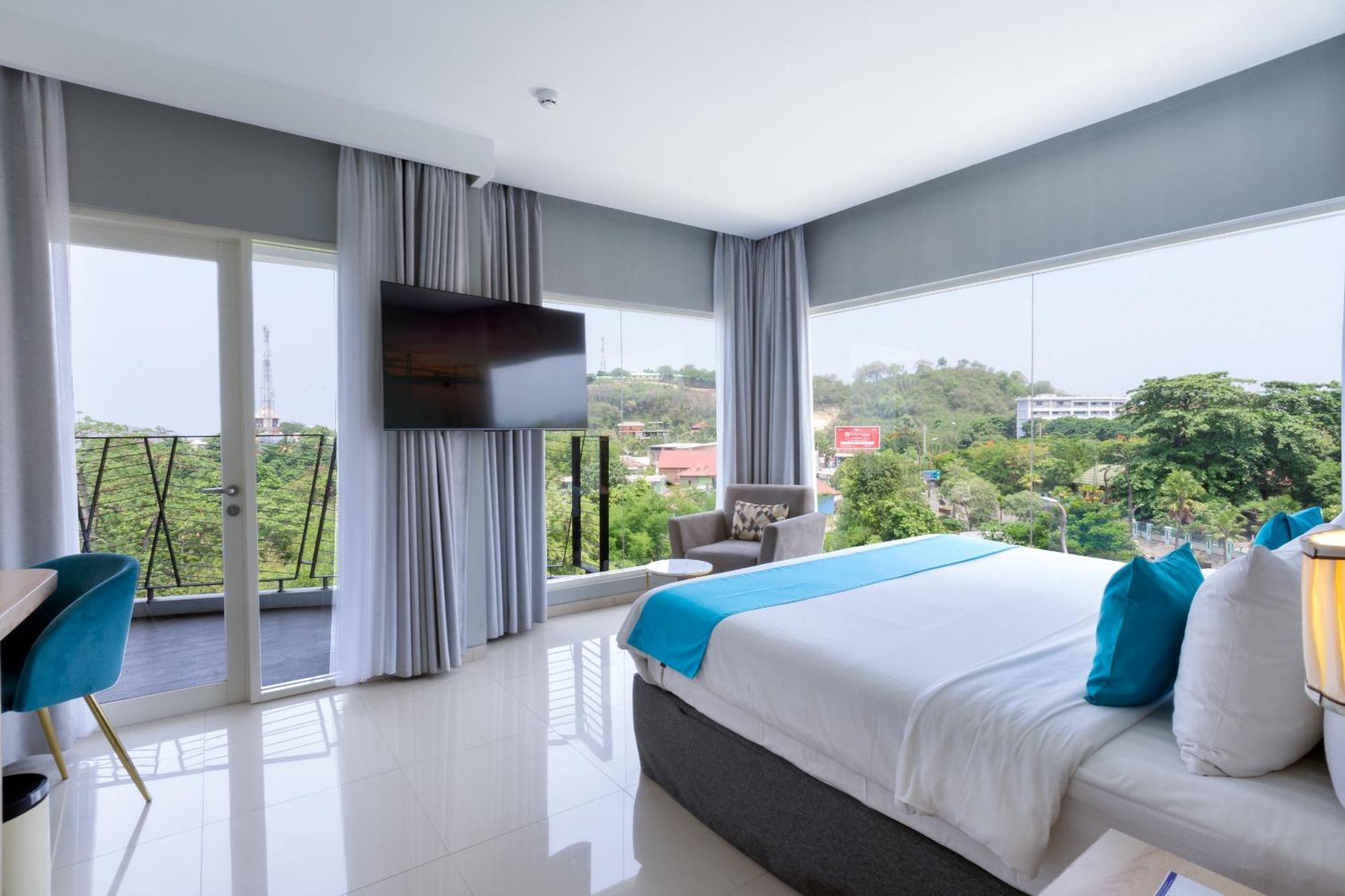 Zasgo Hotel Labuan Bajo Ngoại thất bức ảnh