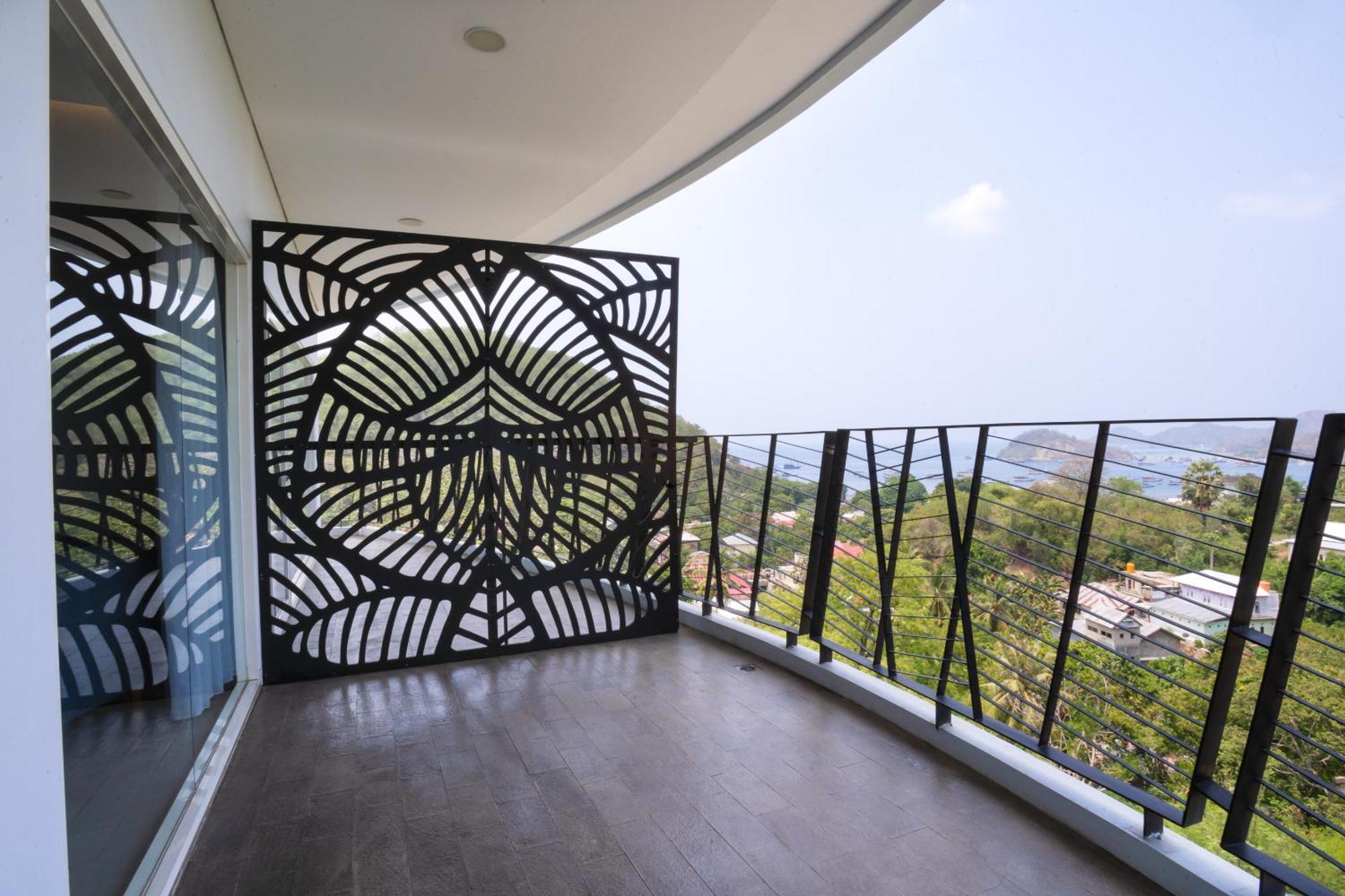 Zasgo Hotel Labuan Bajo Ngoại thất bức ảnh