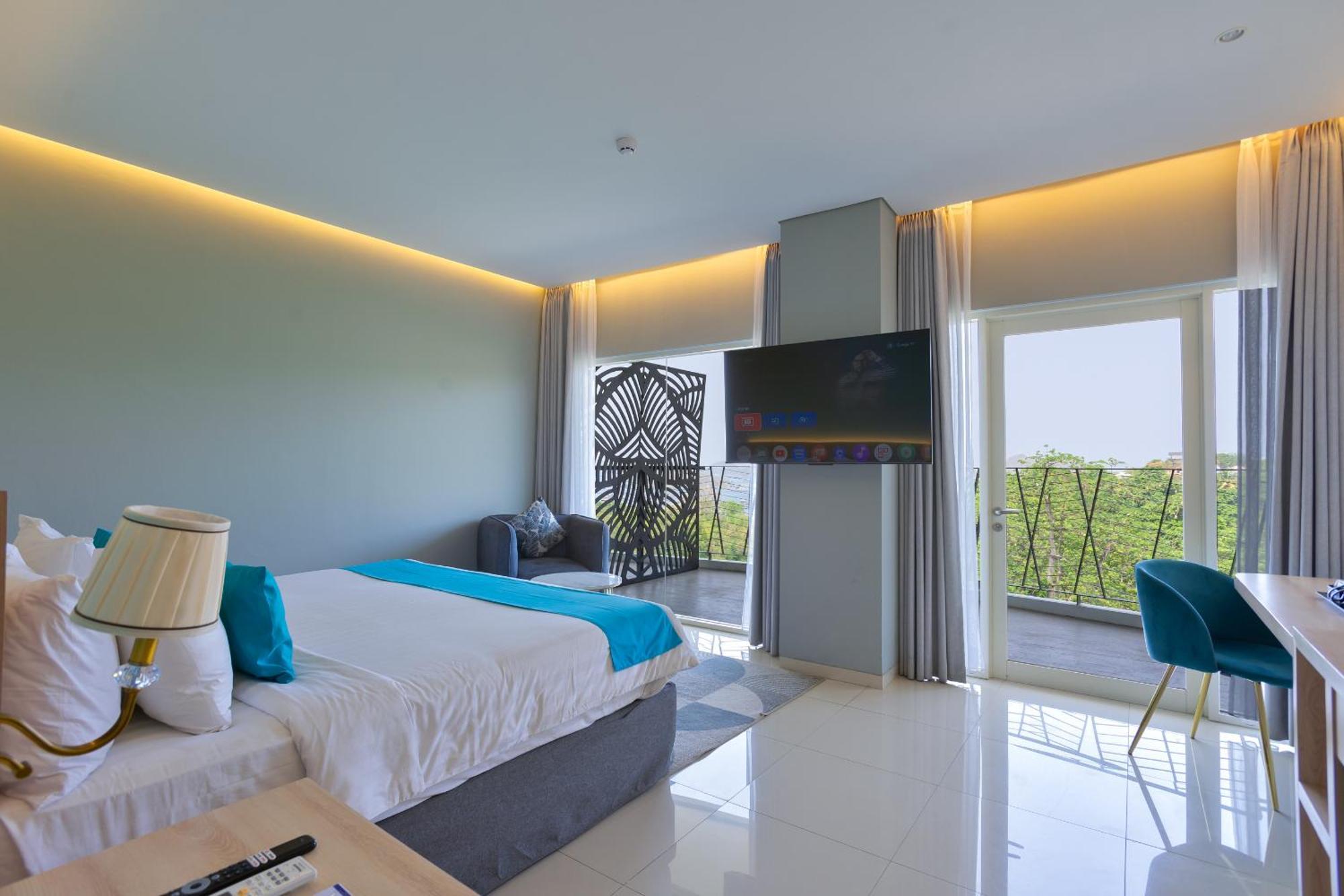 Zasgo Hotel Labuan Bajo Ngoại thất bức ảnh