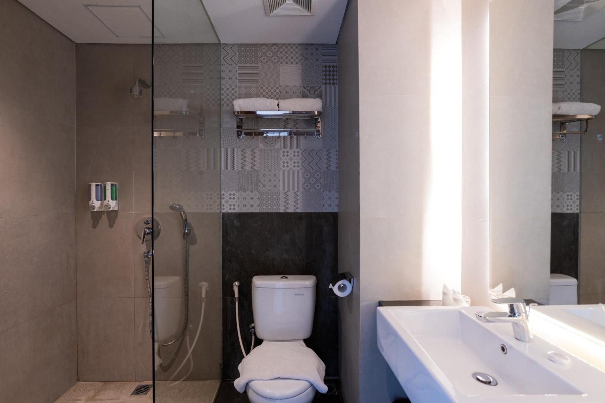 Zasgo Hotel Labuan Bajo Ngoại thất bức ảnh