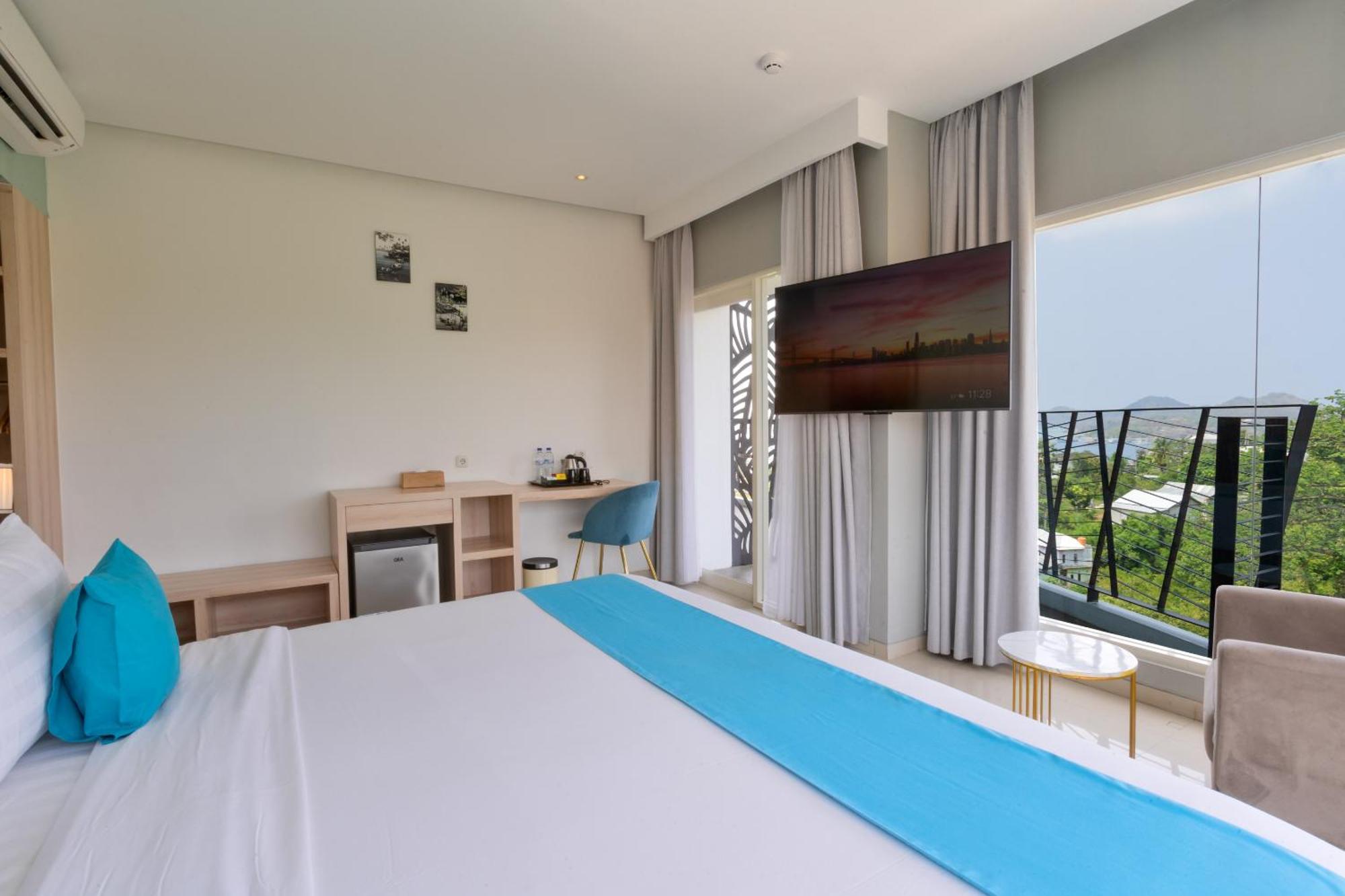 Zasgo Hotel Labuan Bajo Ngoại thất bức ảnh